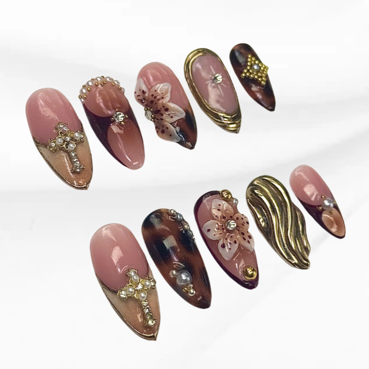luxury animal print press-on nails with sculpted gold detail Glam Tortoise Bloom 2