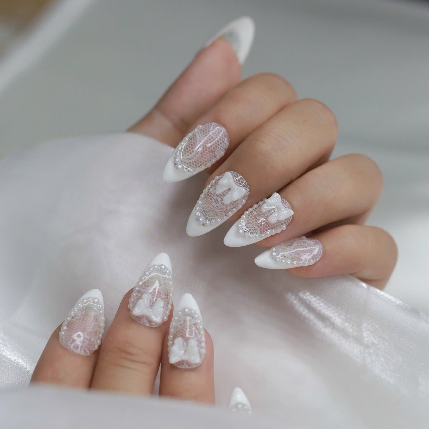 Lace Pearl Bow 4