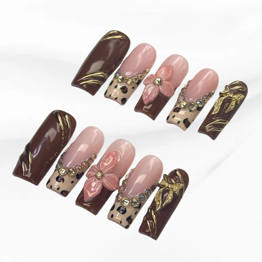 Handmade nails with bold and fun leopard spots Spotted Babe Set 2 